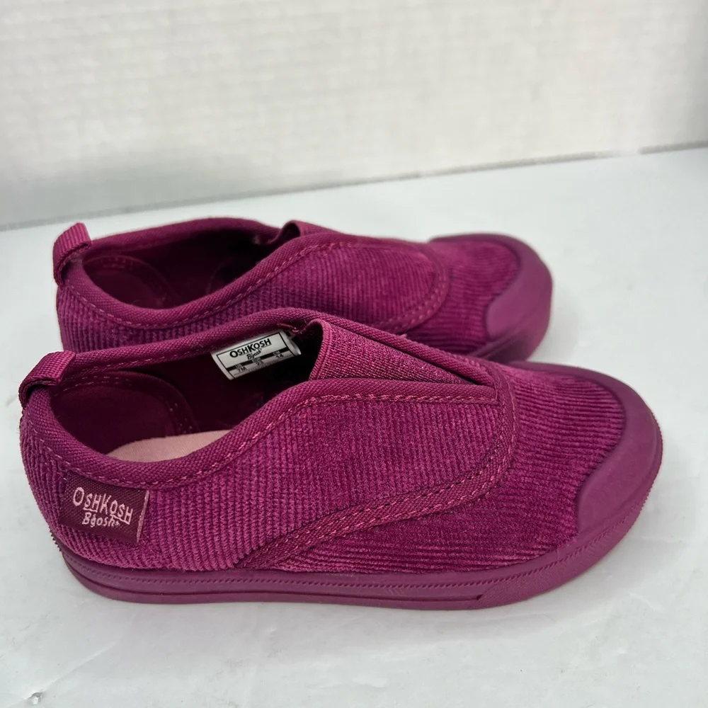 Osh Kosh B'Gosh‎ Slip On Cord Toddler Shoes Magenta Corduroy Size 7